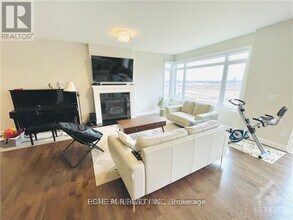 126 Escarpment Cres in Ottawa, ON - Building Photo - Building Photo