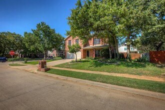 2006 Crystal Springs Dr in Corinth, TX - Building Photo - Building Photo