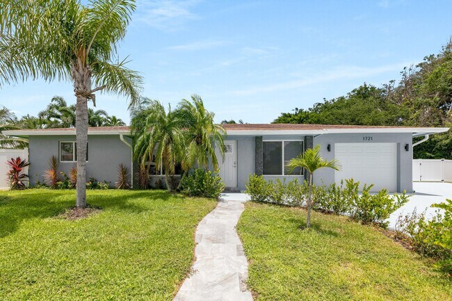 1721 SW 10th St in Boca Raton, FL - Building Photo - Building Photo