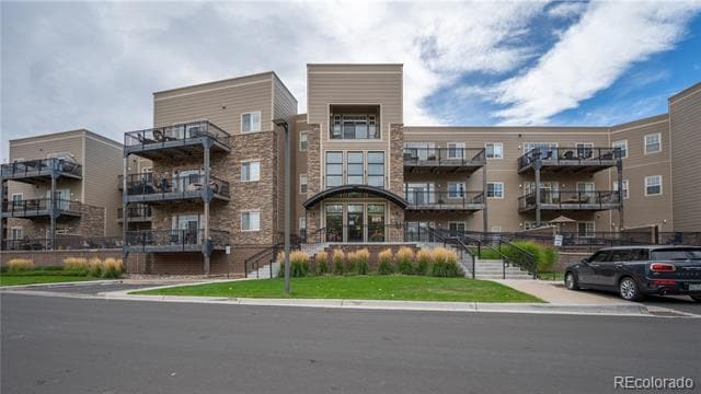 property at 6000 W Floyd Ave