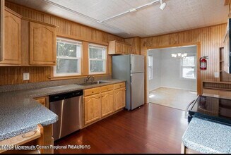107 Elm St in Lakehurst, NJ - Building Photo - Building Photo