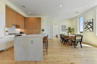 80 Terrace St, Unit 303 in Boston, MA - Building Photo - Building Photo