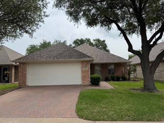 property at 106 Royal Crest Ct