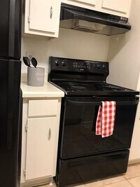 845 Augusta Dr photo'