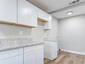 421 Eye St in Bakersfield, CA - Building Photo - Building Photo