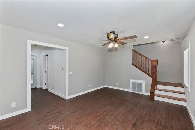23984 Straight Way in Crestline, CA - Building Photo - Building Photo