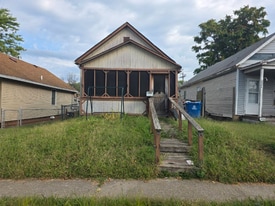 2504A Denver St in Granite City, IL - Building Photo