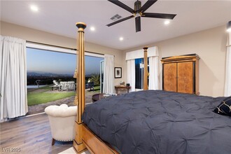 30 Olympia Outlook Dr in Las Vegas, NV - Foto de edificio - Building Photo