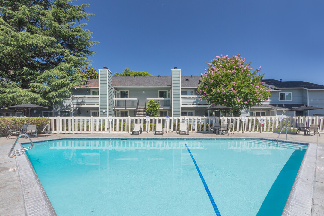 Cedar Glen in Campbell, CA - Foto de edificio