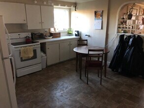 319 E Magnolia St in Bellingham, WA - Building Photo - Building Photo