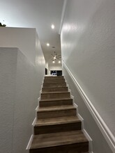 1355 Mariposa Cir in Naples, FL - Foto de edificio - Building Photo