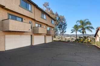 10814 Riderwood Terrace in Santee, CA - Building Photo - Building Photo