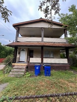 7701 New York Ave in Cleveland, OH - Building Photo