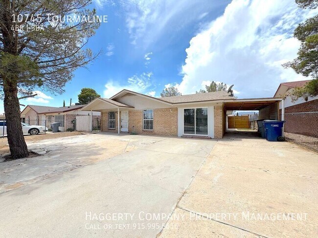 10745 Tourmaline St in El Paso, TX - Building Photo - Building Photo