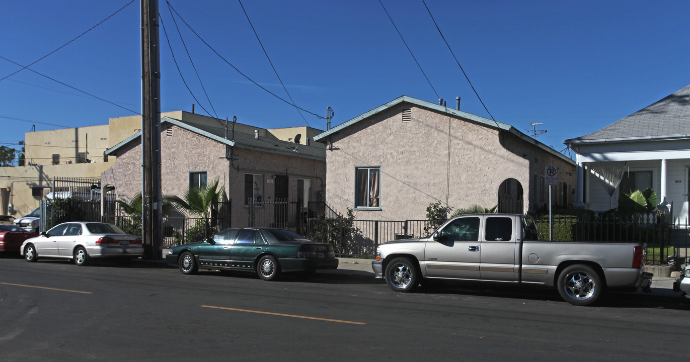 Johnston Apartments in Lincoln Heights, CA - Building Photo