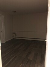 266 E 54th St, Unit House in Elmwood Park, NJ - Building Photo - Building Photo