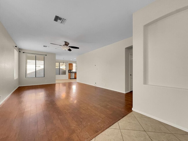 261 N Nash Way in Chandler, AZ - Building Photo - Building Photo