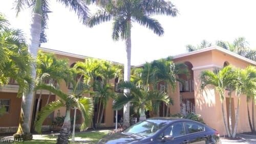 property at 1906 Golf View Ave