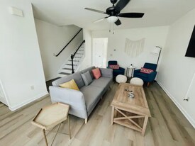 424 Sioux Trail, Unit B in Columbia, TN - Building Photo