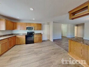 8700 Winding Creek Dr in Reno, NV - Building Photo - Building Photo