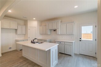 405 Rio Red St in San Juan, TX - Building Photo - Building Photo