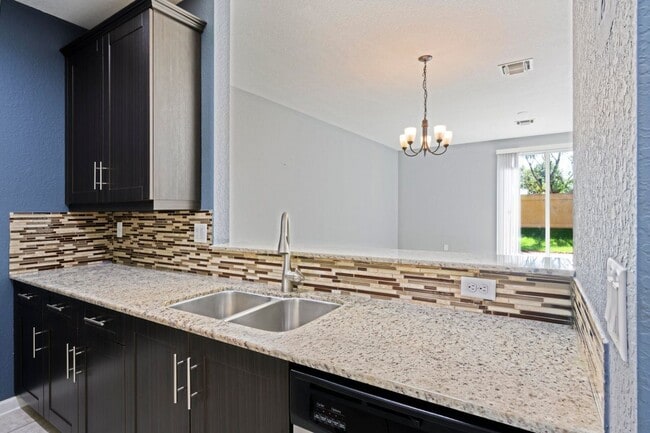 5813 Monterra Club Dr in Greenacres, FL - Building Photo - Building Photo