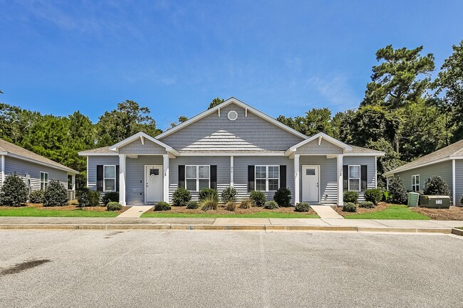 73 Highland Forest Cir in Shallotte, NC - Foto de edificio - Building Photo