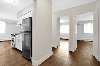 990 Broughton St in Vancouver, BC - Building Photo - Building Photo