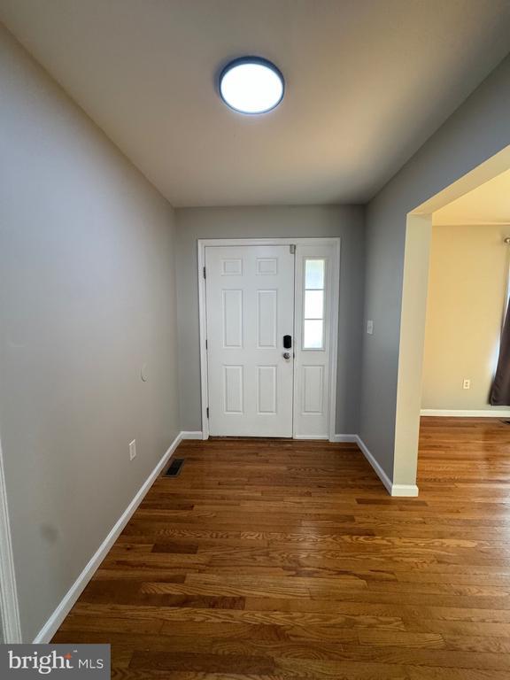 14780 Jordan Ln in Haymarket, VA - Building Photo - Building Photo