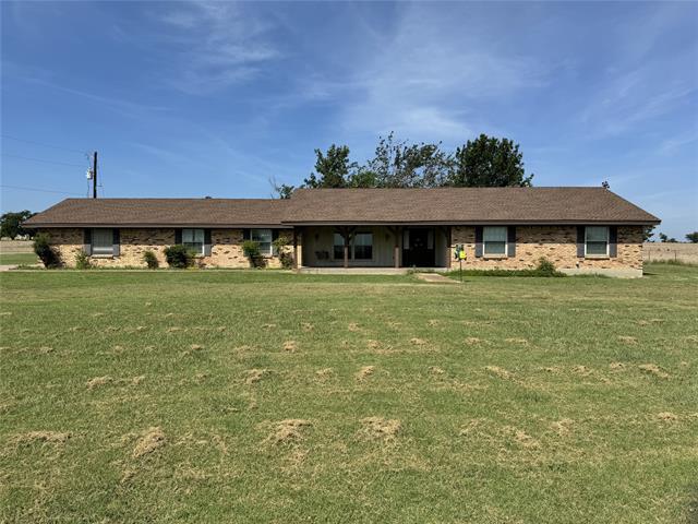 2809 County Rd 1227 in Cleburne, TX - Building Photo