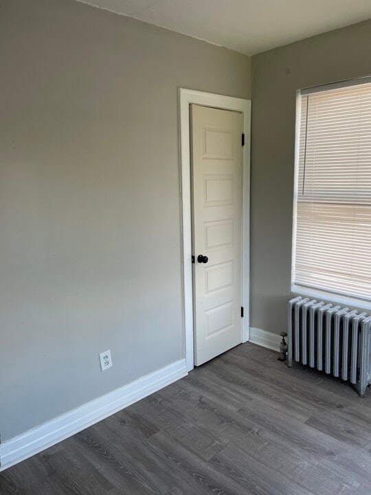 57 W 2nd St, Unit 2 in Xenia, OH - Building Photo