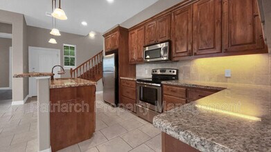 1319 Foster Ave in College Station, TX - Building Photo - Building Photo