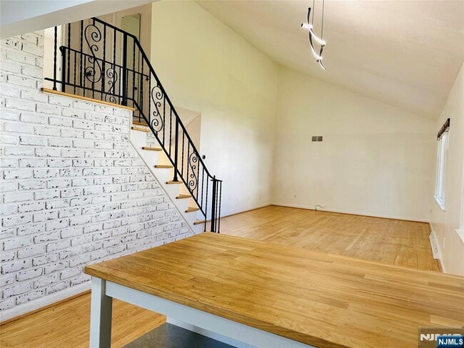 175 Veterans Dr in Northvale, NJ - Building Photo - Building Photo