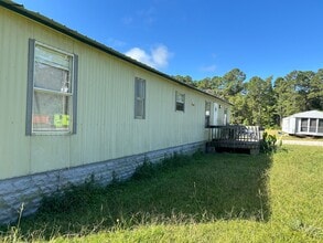 139 Hubert Blvd in Hubert, NC - Building Photo - Building Photo