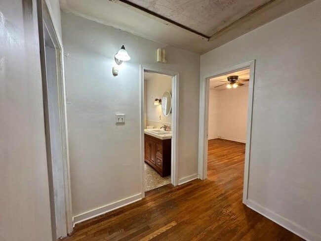 1044 Cooper Rd in Jackson, MS - Building Photo - Building Photo