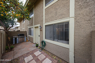 1223 N Granite Reef Rd in Scottsdale, AZ - Building Photo - Building Photo