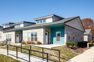 Schoolyard Townhomes in Tonganoxie, KS - Building Photo - Building Photo