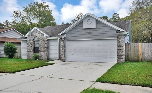 466 Moby Dick Dr S in Jacksonville, FL - Building Photo - Building Photo