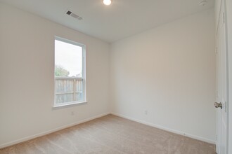 10123 Clearwick St in Houston, TX - Building Photo - Building Photo