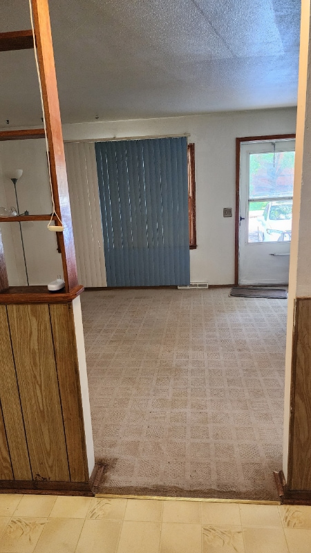 613 N Lorraine Ave in Wichita, KS - Building Photo - Building Photo