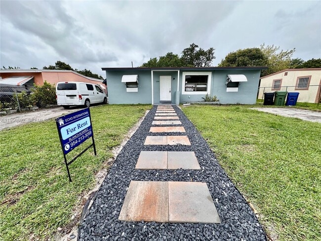 property at 1306 NW 11th Pl