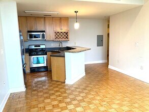 610 Newark St. in Hoboken, NJ - Building Photo - Building Photo