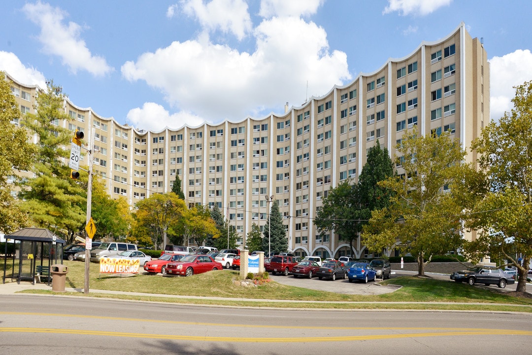 The Lakewoods Apartments in Dayton, OH - Foto de edificio