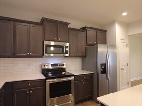 111 Hanover Ct in Clayton, NC - Building Photo - Building Photo