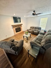 1 Spring Cove in Texarkana, TX - Foto de edificio - Building Photo