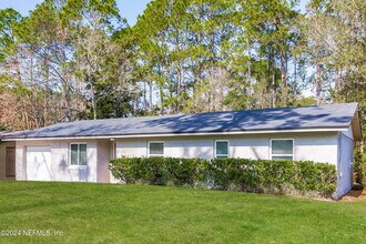 4979 Tan St in Jacksonville, FL - Building Photo - Building Photo