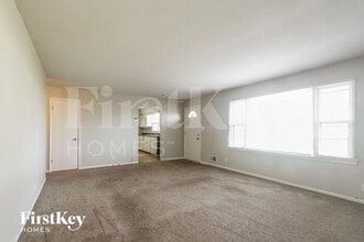 336 Wayside Dr in Plainfield, IN - Building Photo - Building Photo