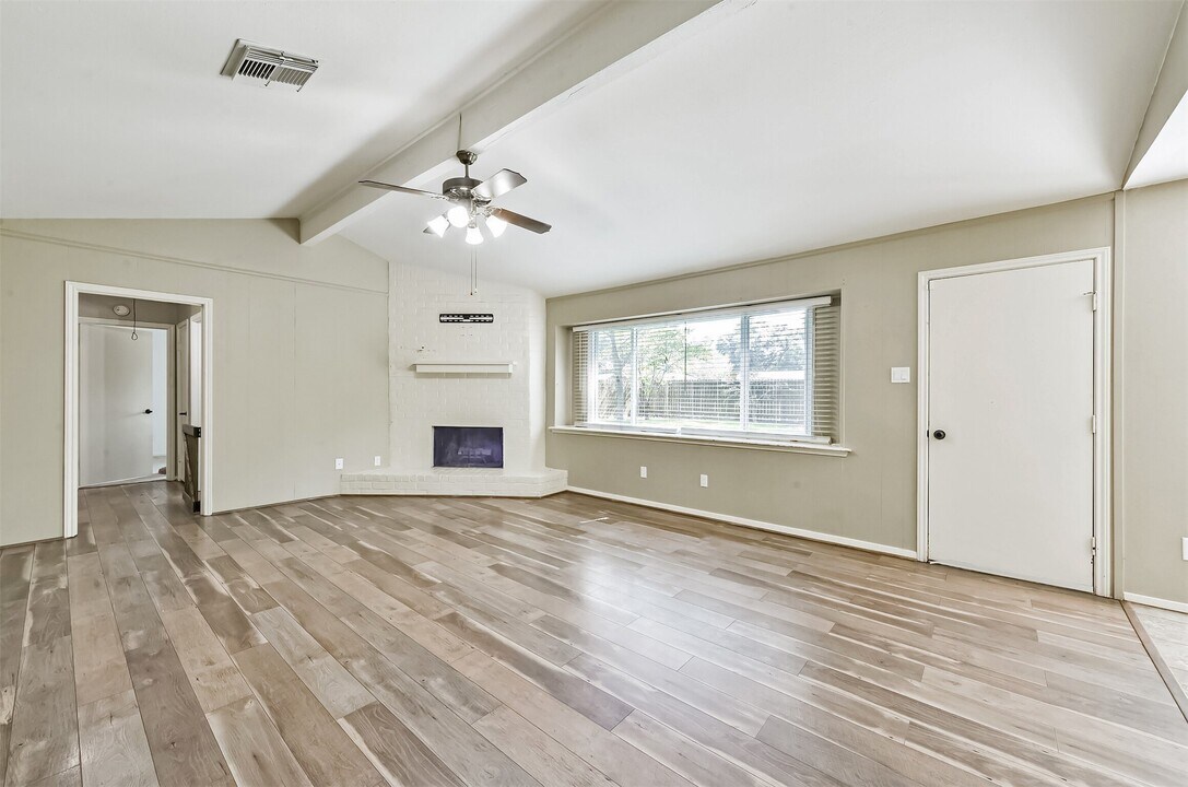 5347 Lincoln Green Dr in Katy, TX - Building Photo