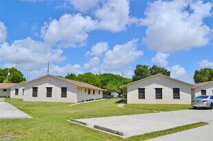 203 N 59th Ave in Hollywood, FL - Building Photo