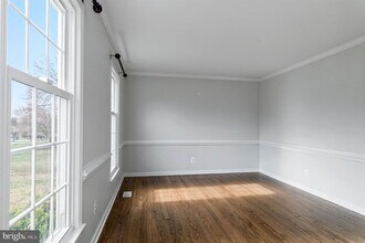 2009 White Lake Dr in Fredericksburg, VA - Building Photo - Building Photo